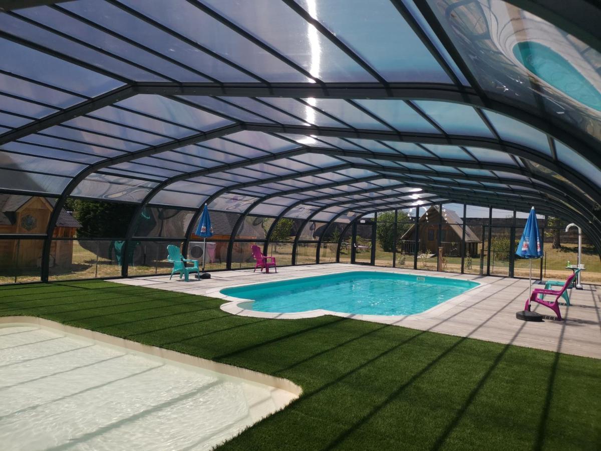 Camping " Le Grun De Chignore" Vollore-Ville Luaran gambar